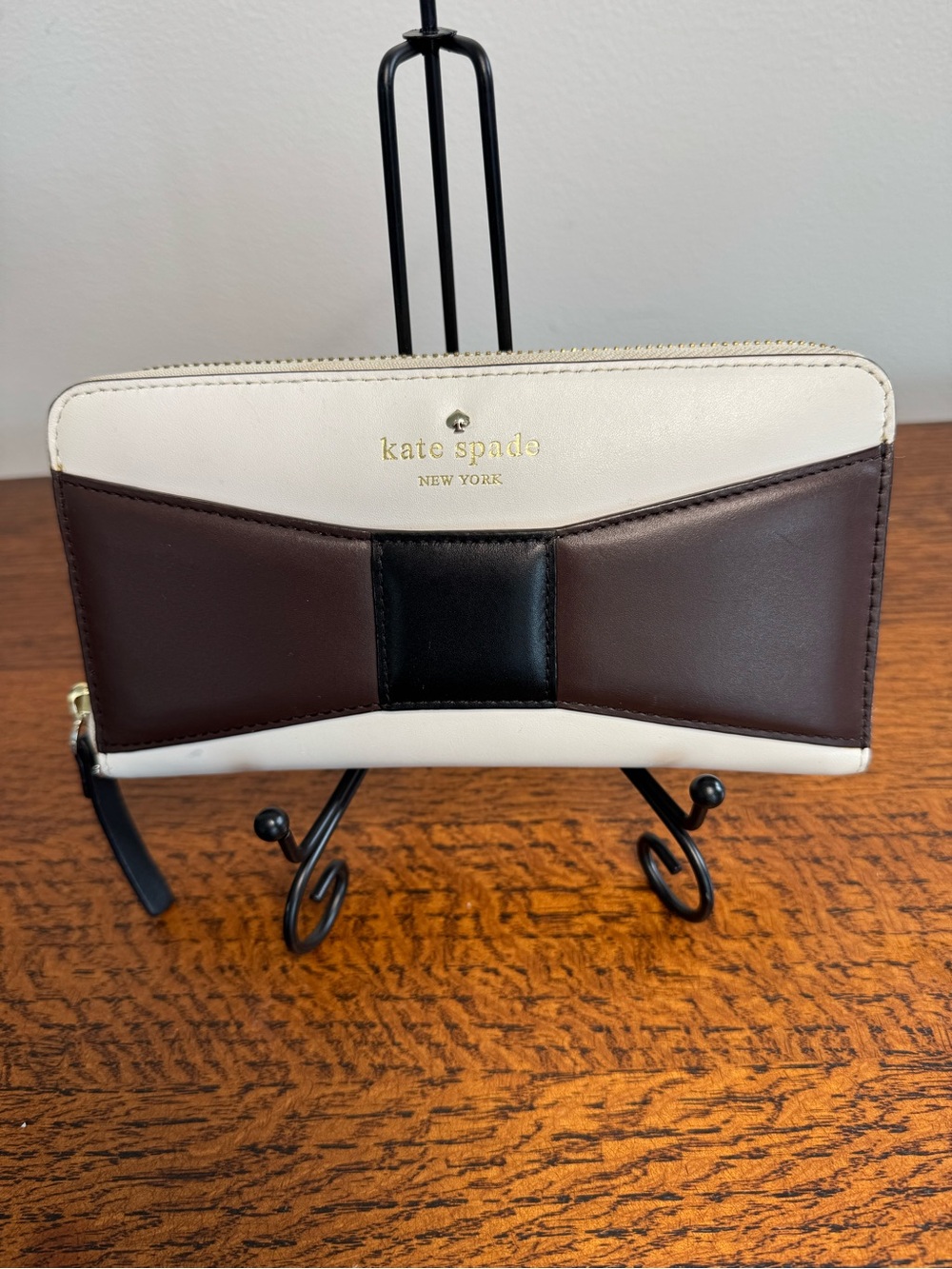 Kate Spade New York Tricolor Bow Zip Around Continental Wallet-EUC